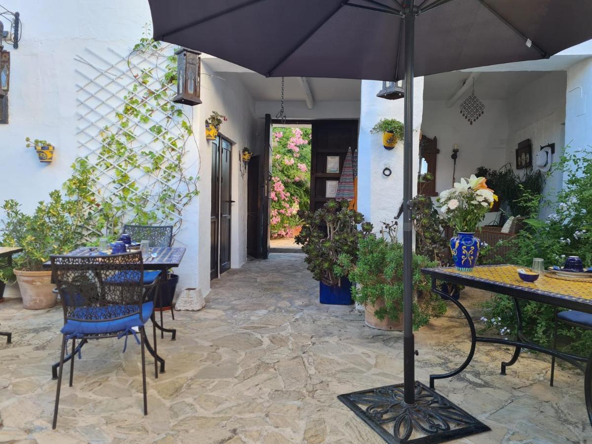 Cortijo La Haza Acomodação com café da manhã Iznájar Exterior foto